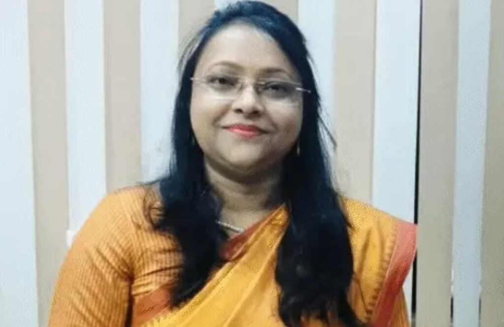 मथुरा में डीपीआरओ गिरफ्तार